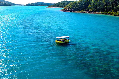 Airlie Beach Glass Bottom Boat Tour - Stayed 2