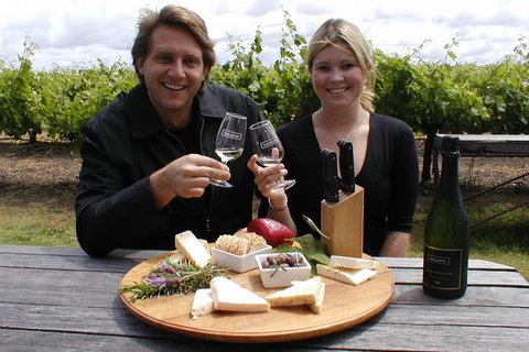 Swan Valley Tour From Perth: Wine, Beer And Chocolate Tastings - Stayed 4